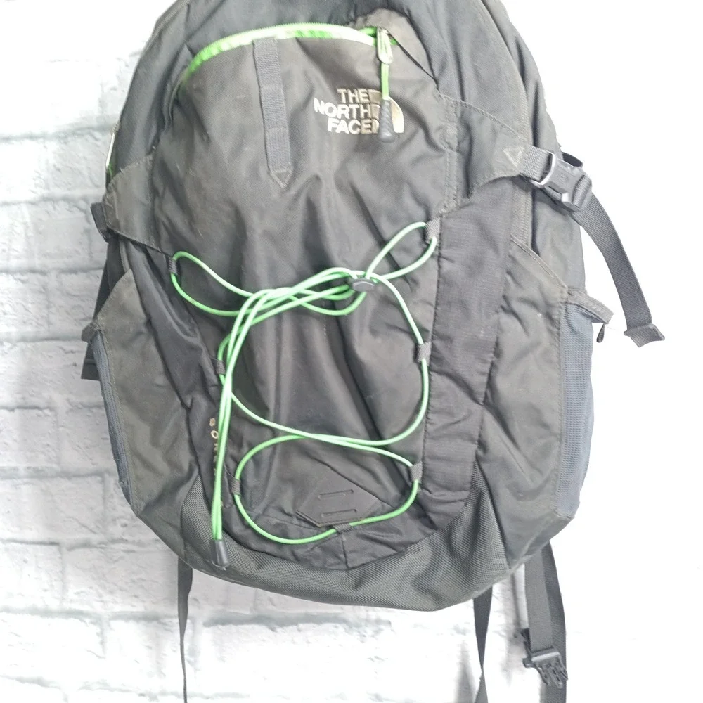 The North Face Borealis Backpack Grey Green Hiking Commuter Bag s9
